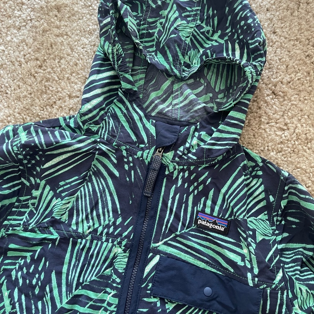 SOLD Patagonia Jacket Youth M size
